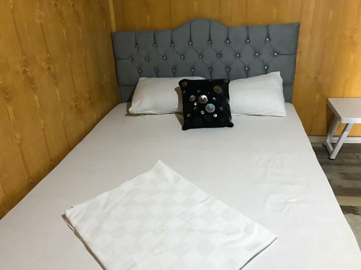 Amintas Hostel Motel 페티예 외부 사진